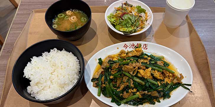 今池飯店豚ニラ炒め