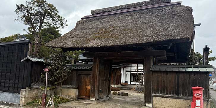 山形座 瀧波 薬医門